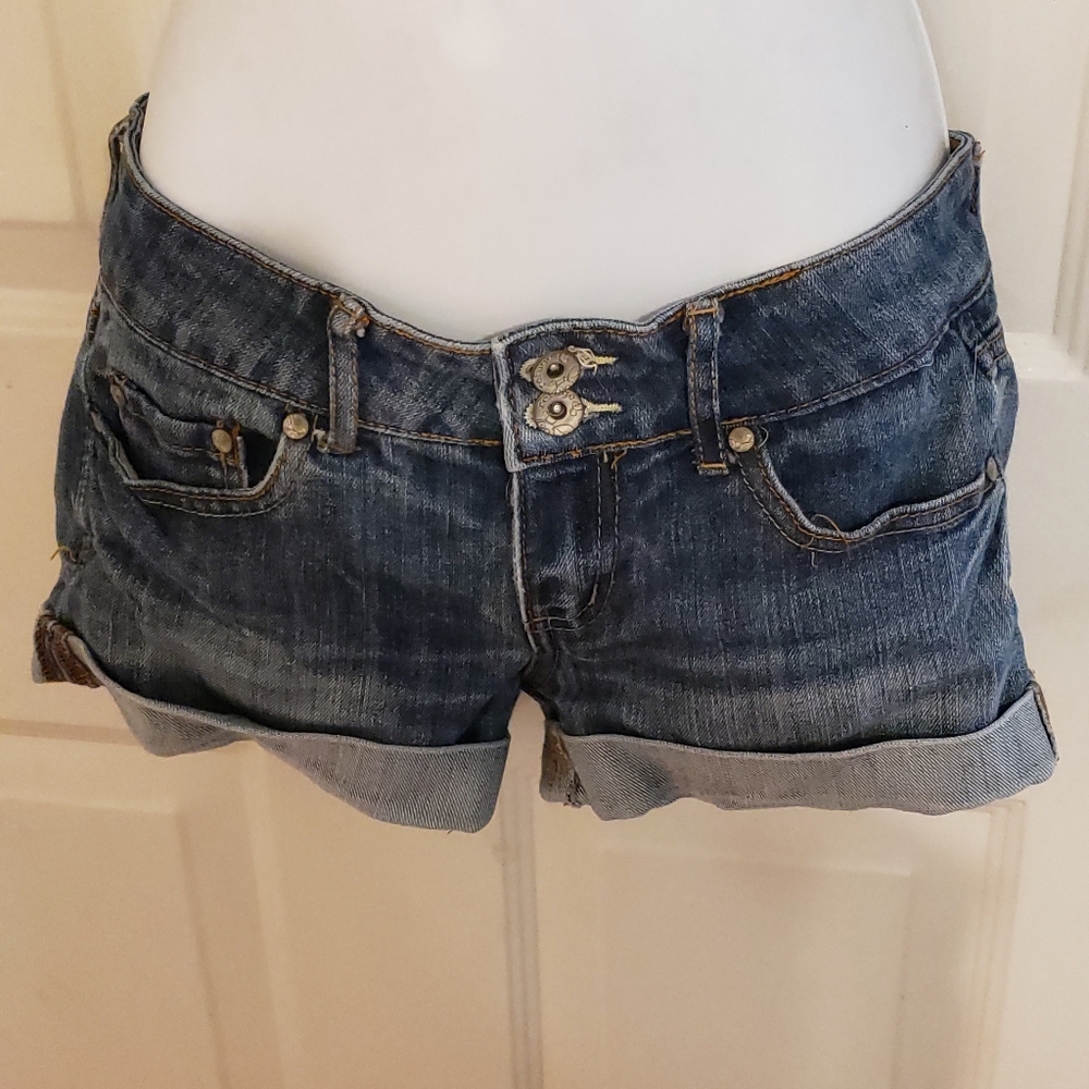 Refuge Shorts